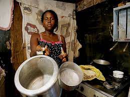 Repórter de Carreira mostra histórias de brasileiros lidando com a fome